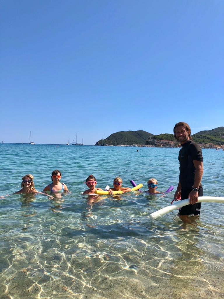 nuoto all'Isola d'Elba con Damiano sport